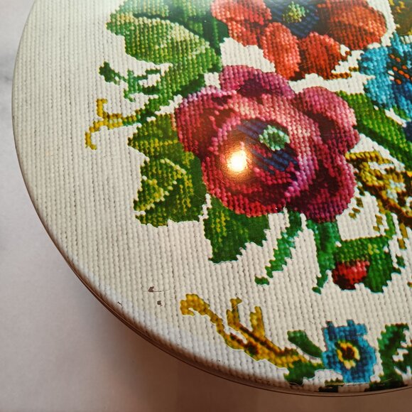 Vintage Round Tin & Lid Needlepoint Floral Design Country Cottage 10 In. - Picture 6 of 7